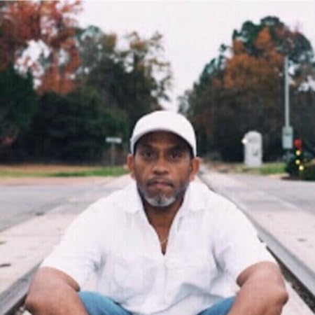 Eric M Thomas Sr